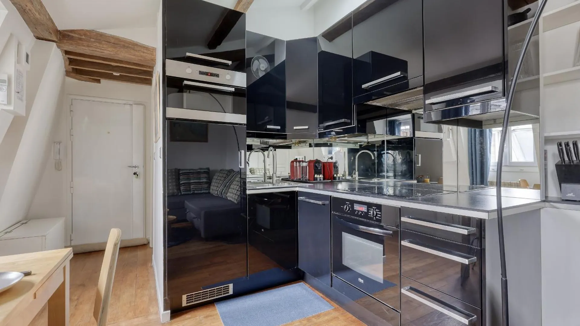 Appartement Homely & Pleasant T2 Flat In The Heart Of Parijs Frankrijk