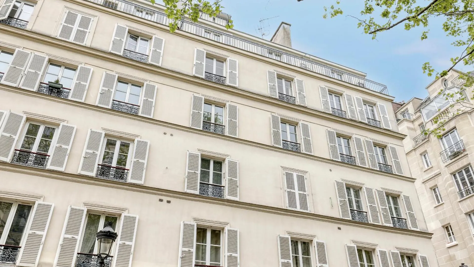 Appartement Homely & Pleasant T2 Flat In The Heart Of Parijs